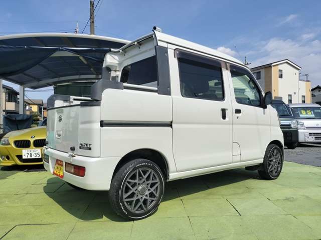 Daihatsu Hijet Deck Van 3