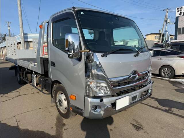 Hino Dutro 2