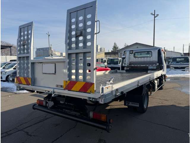 Hino Dutro 6