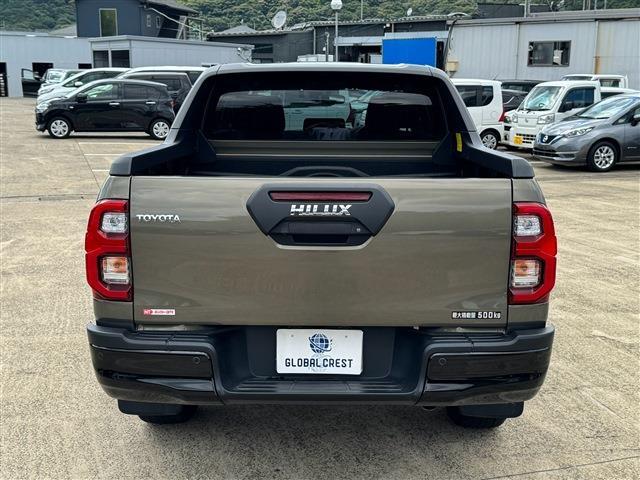 Toyota Hilux 12