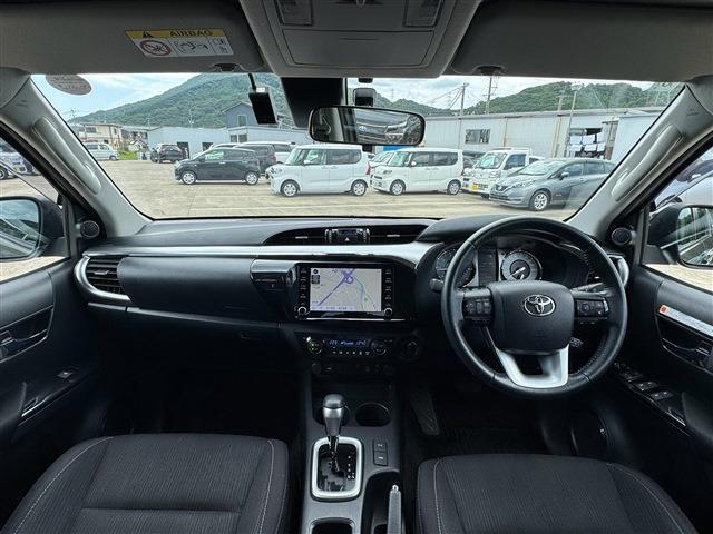 Toyota Hilux 3