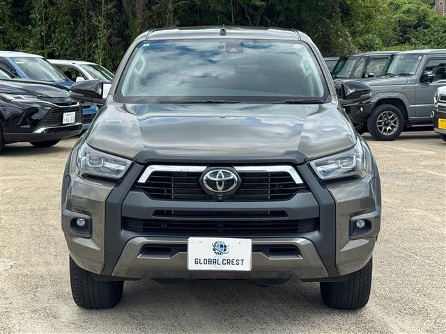 Toyota Hilux 8