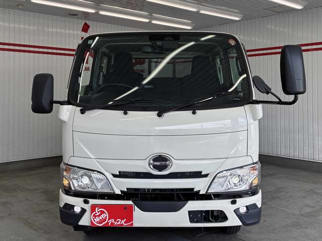 Hino Dutro 4