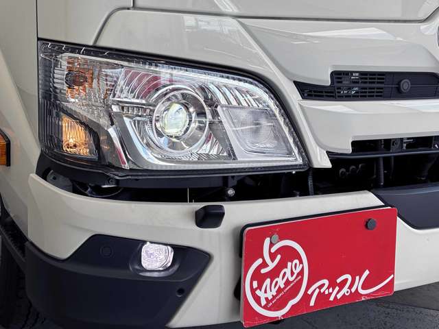 Hino Dutro 5