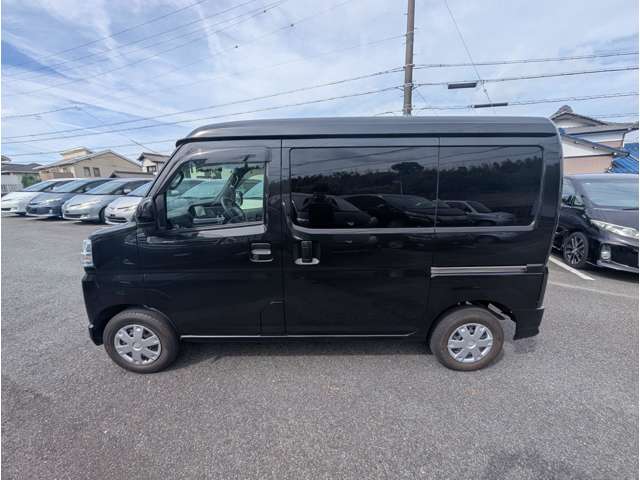 Daihatsu Hijet Cargo 5