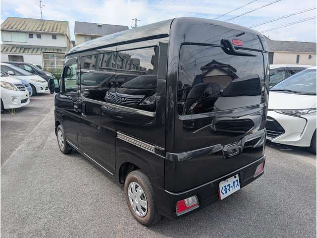 Daihatsu Hijet Cargo 9