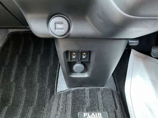 Mazda Flair Crossover 10