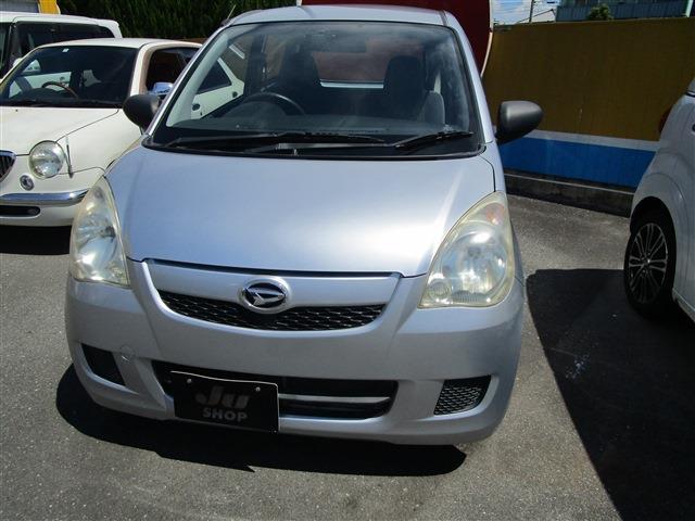 Daihatsu Mira 4
