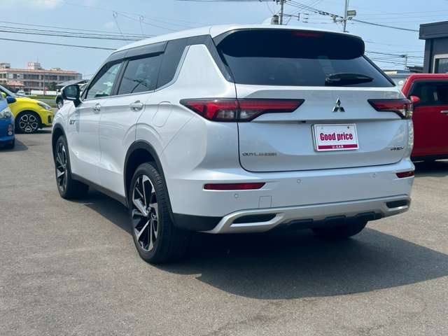 Mitsubishi Outlander 4
