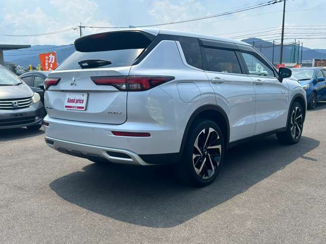 Mitsubishi Outlander 6