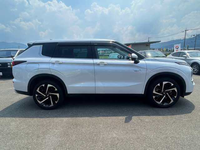 Mitsubishi Outlander 7