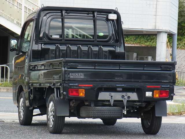Toyota Pixis Truck 7
