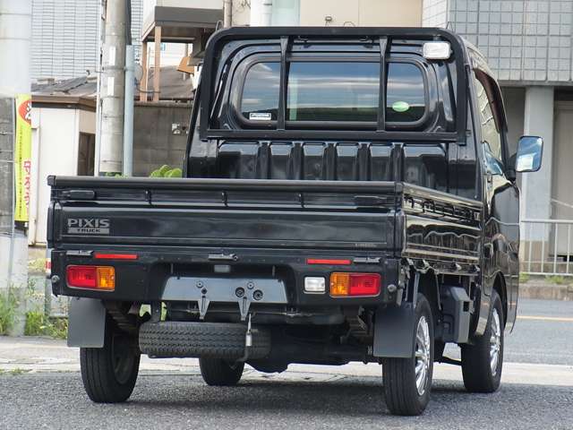 Toyota Pixis Truck 9