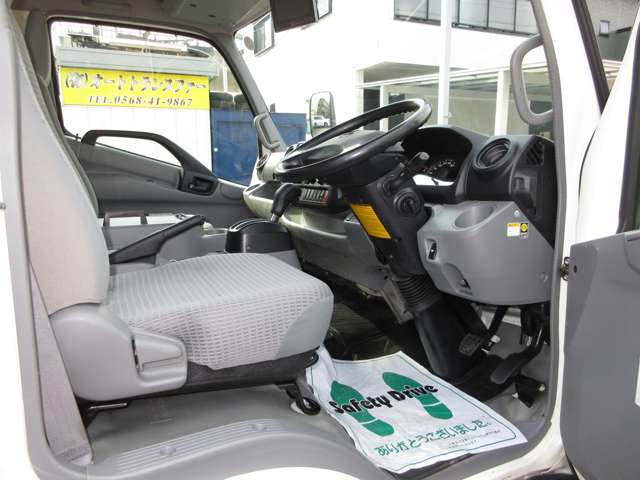 Hino Dutro 10