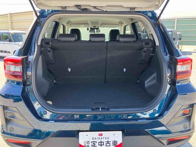 Daihatsu Rocky 12