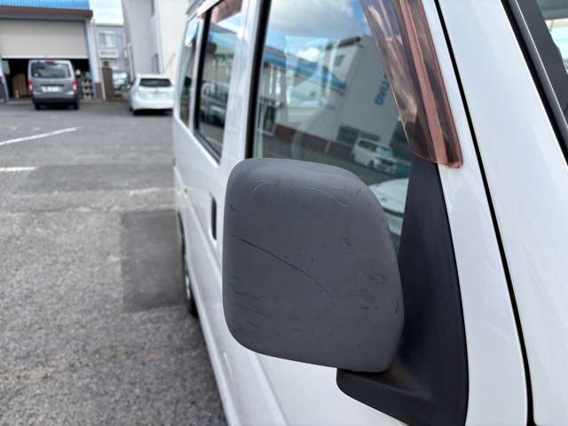 Daihatsu Hijet Cargo 12