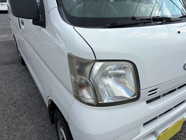 Daihatsu Hijet Cargo 9