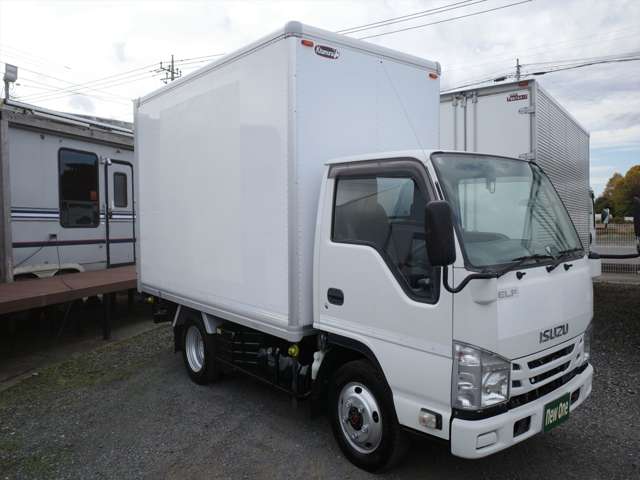 Isuzu Elf 4