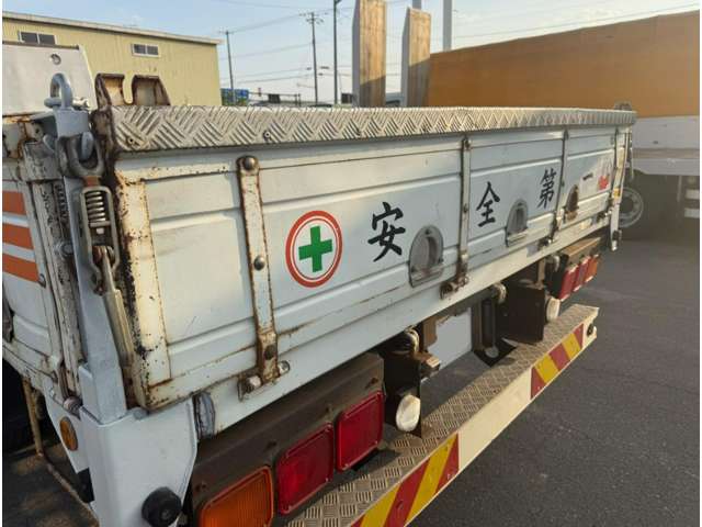 Mitsubishi Fuso Fighter 12