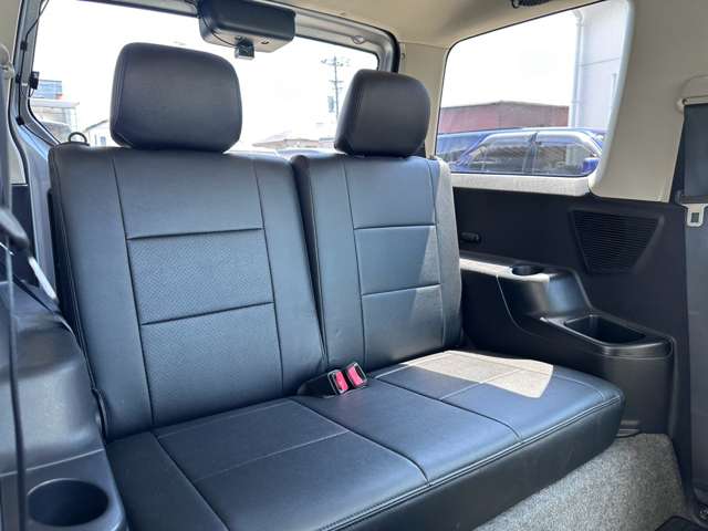 Mitsubishi Pajero Mini 10