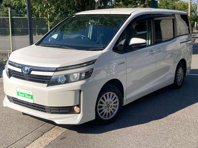 Toyota Voxy 6