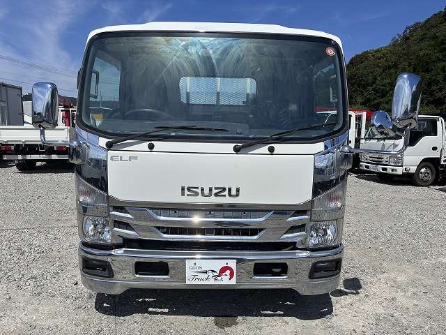 Isuzu Elf 2
