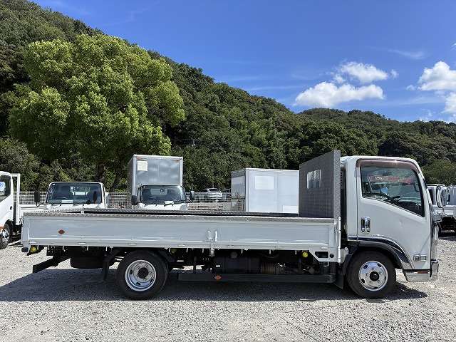 Isuzu Elf 5