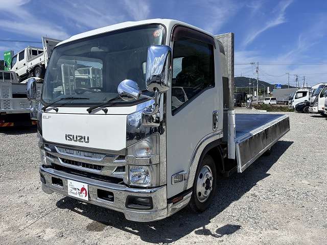 Isuzu Elf 9
