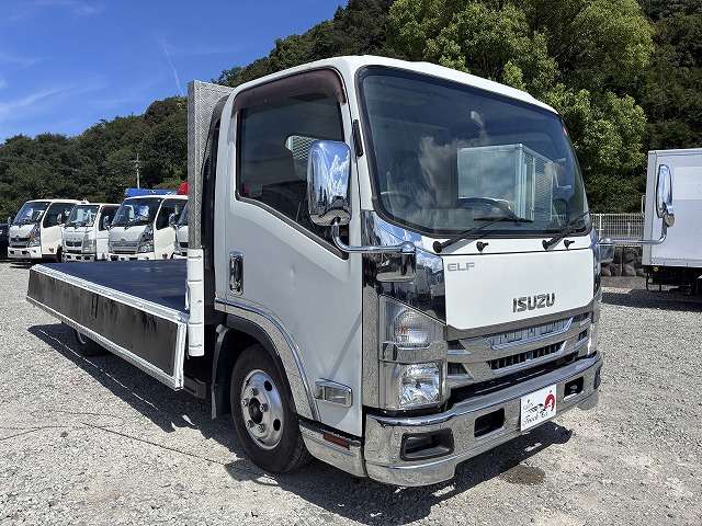 Isuzu Elf 10