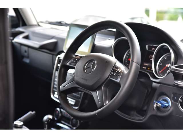 Mercedes-Benz G-Class 3