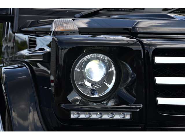 Mercedes-Benz G-Class 8
