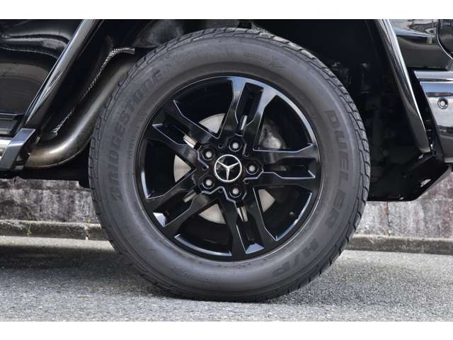 Mercedes-Benz G-Class 9