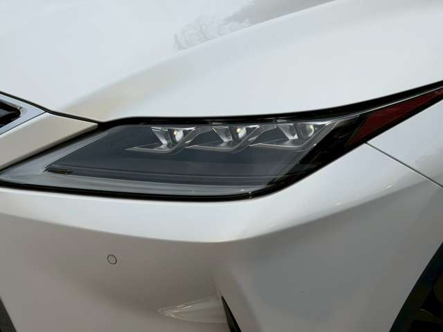Lexus RX 8