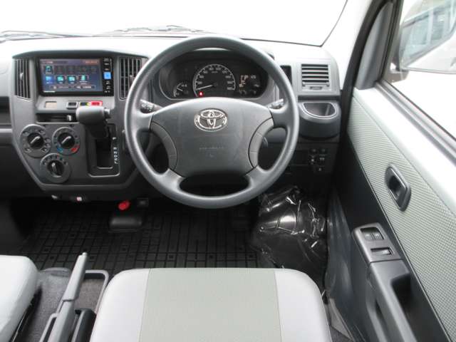 Toyota Town Ace Van 6