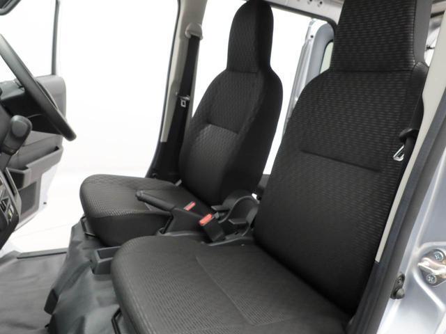 Daihatsu Hijet Cargo 11