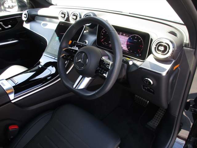 Mercedes-Benz GLC 11