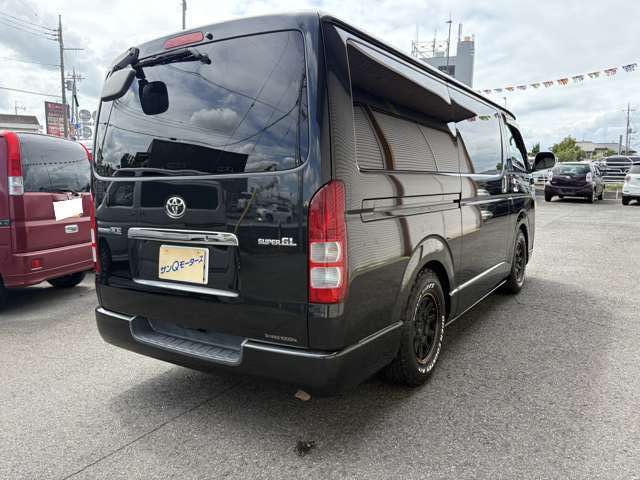 Toyota Regius Ace 6