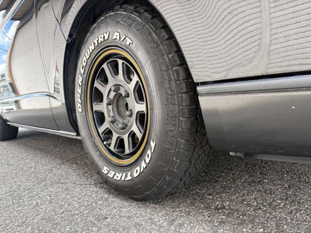Toyota Regius Ace 9