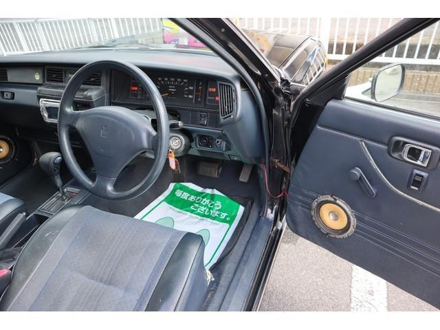 Toyota Crown Van 12