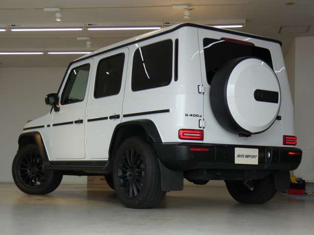Mercedes-Benz G-Class 2