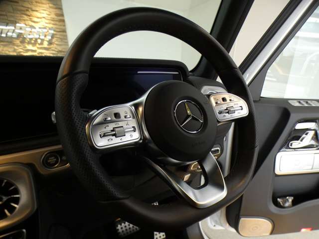 Mercedes-Benz G-Class 9