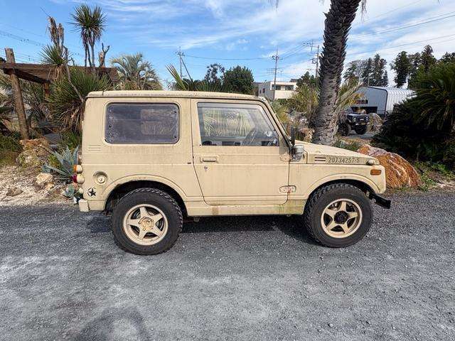 Suzuki Jimny 7