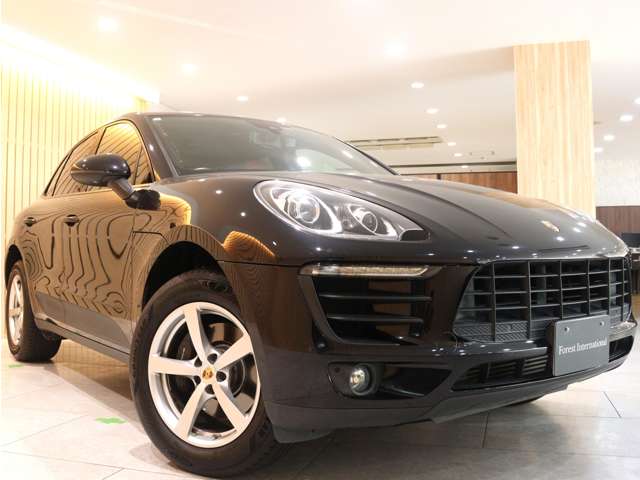 Porsche Macan 8