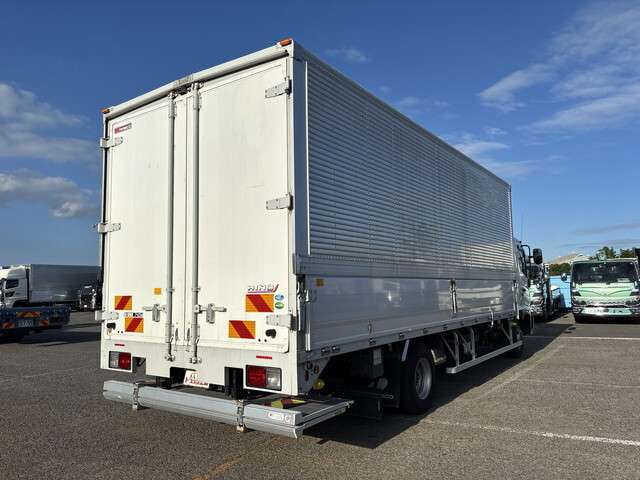 Hino Ranger 8