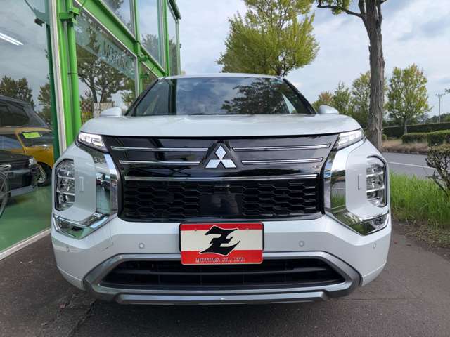 Mitsubishi Outlander 2
