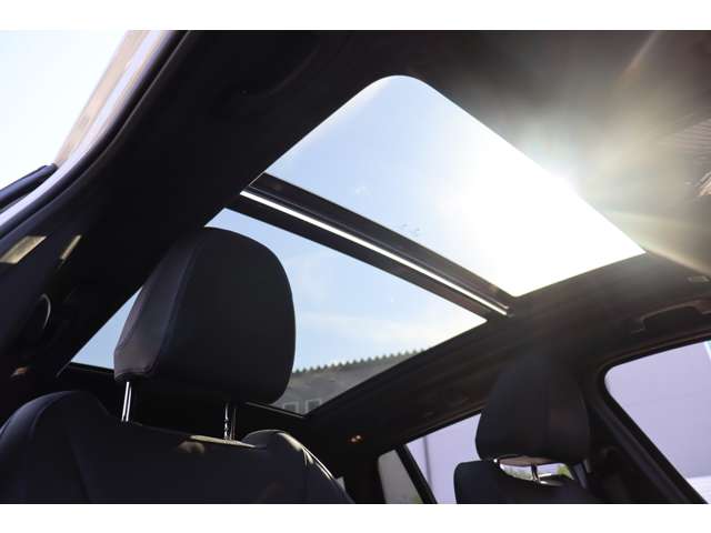 BMW iX3 11