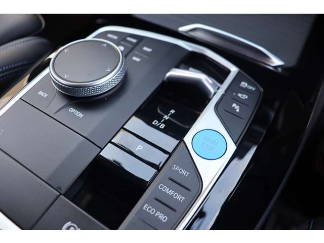 BMW iX3 7