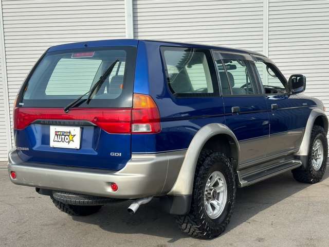 Mitsubishi Challenger 11