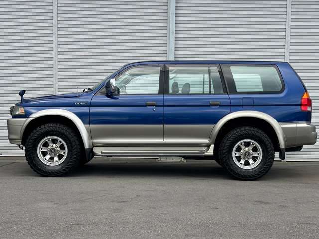 Mitsubishi Challenger 6