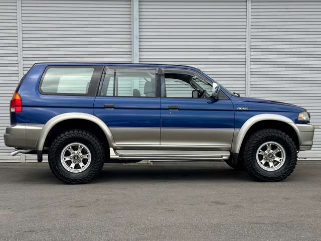 Mitsubishi Challenger 7